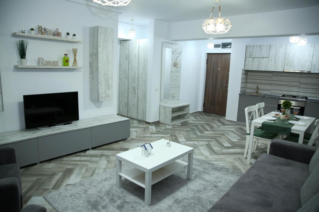 Myamar Apartment Mamaia Εξωτερικό φωτογραφία