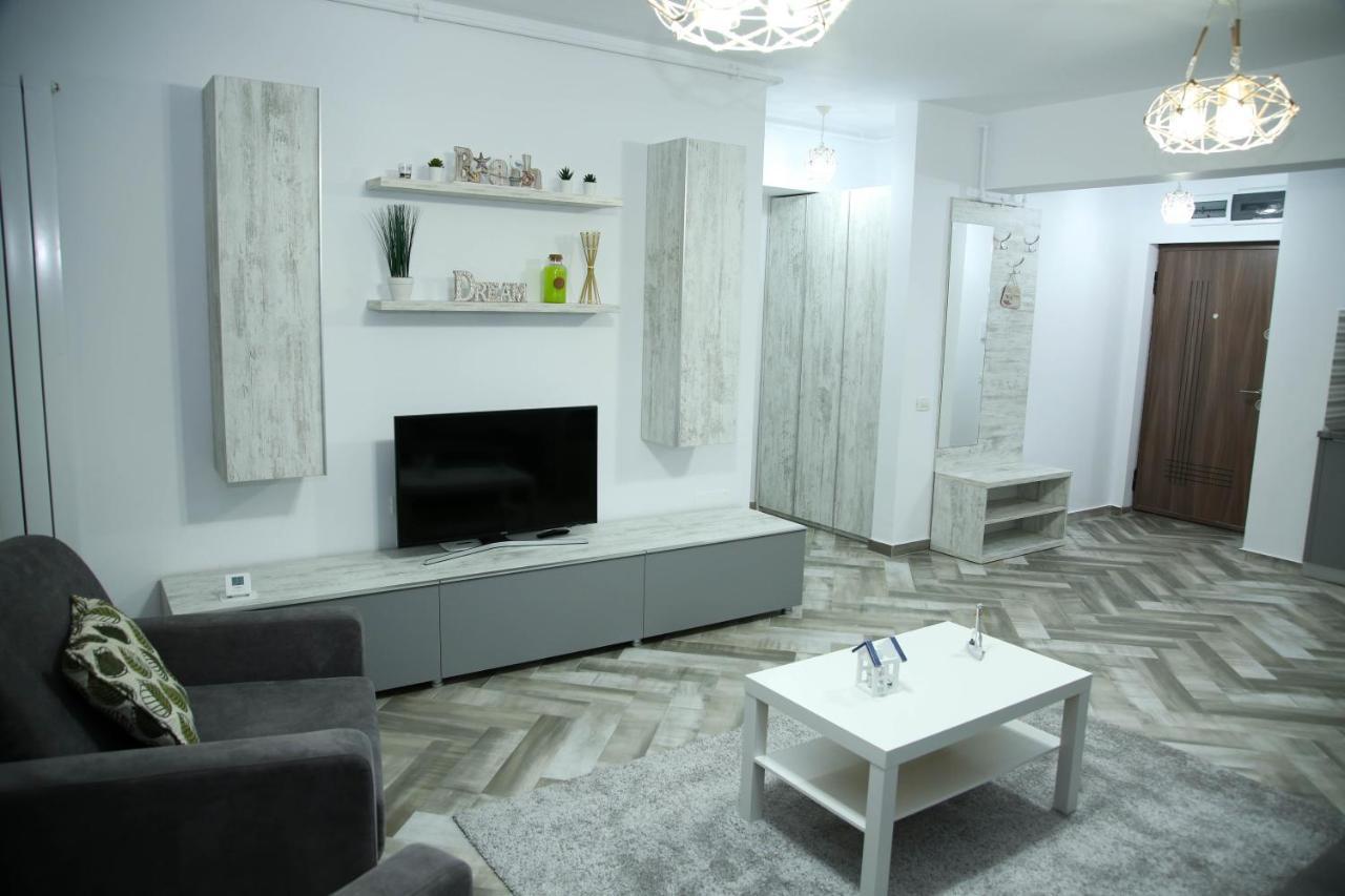 Myamar Apartment Mamaia Εξωτερικό φωτογραφία